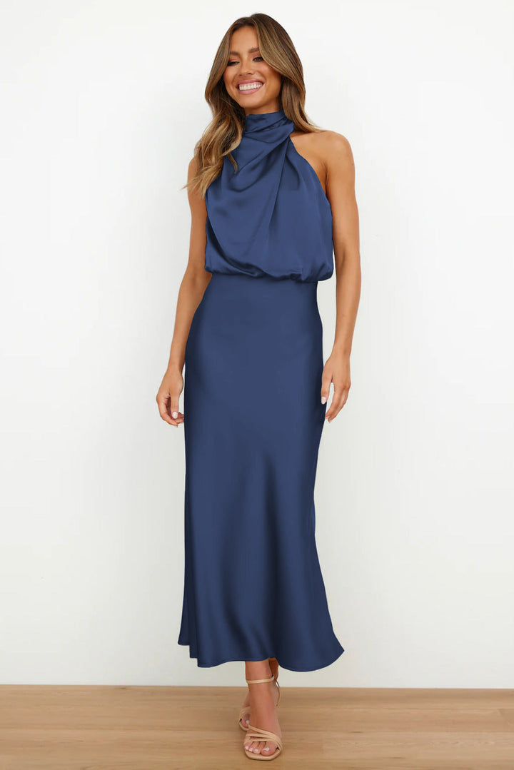 Benthe - Midi Dress with Off-the-Shoulder Design