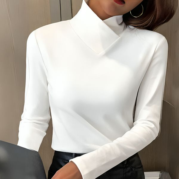 Rebecca - Elegant Turtleneck Fit