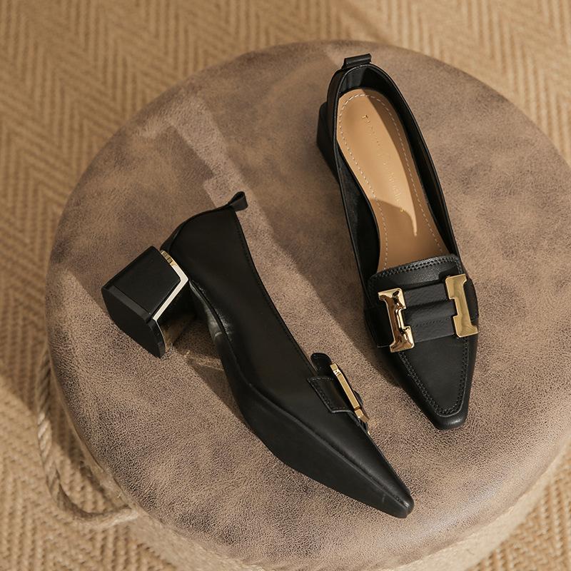 Callista - Stylish Pointed-Toe Heels