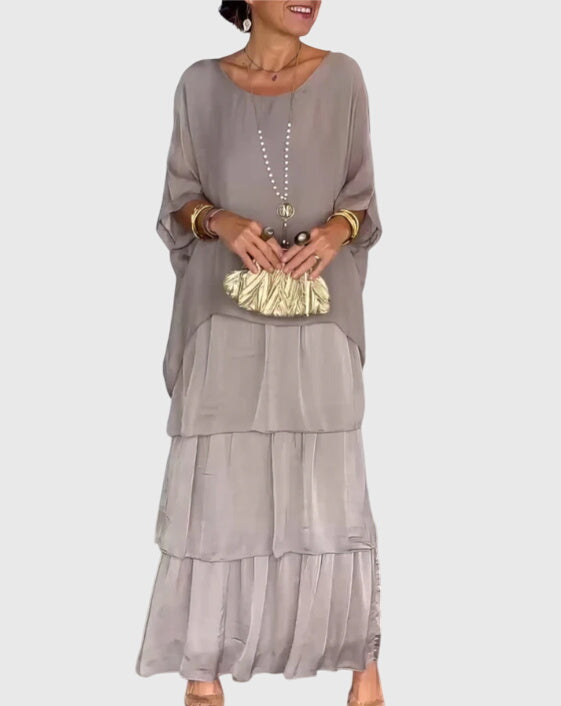 Olivia - Long and Flowing Elegant Dress