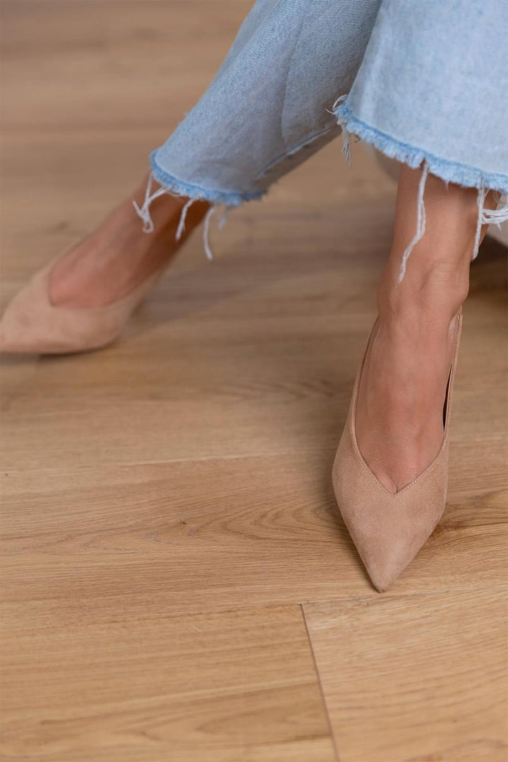 Arabella - Nude slingback heels with a fine heel